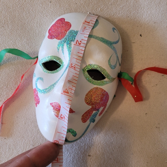 Vintage Porcelain Mardi Gras Jester Porcelain Masks Masquerade Wall Art - Picture 5 of 7